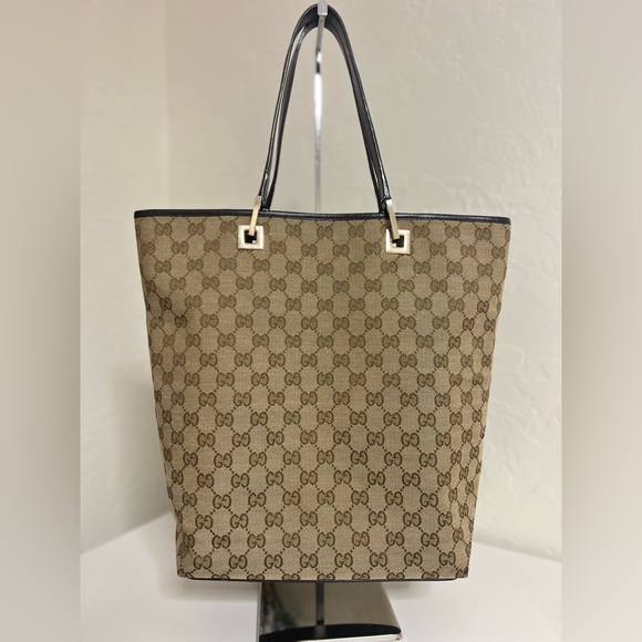 EUC Gucci Canvas Tote in rarely used condition - Picture 4 of 17